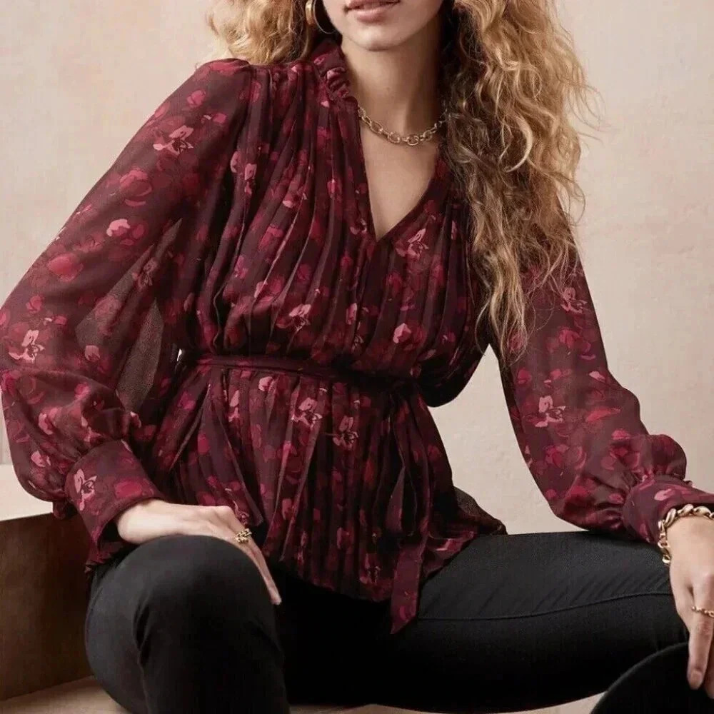 Banana  Republic Womens Size XSP Pleated Floral Belted Blouse Burgundy Color